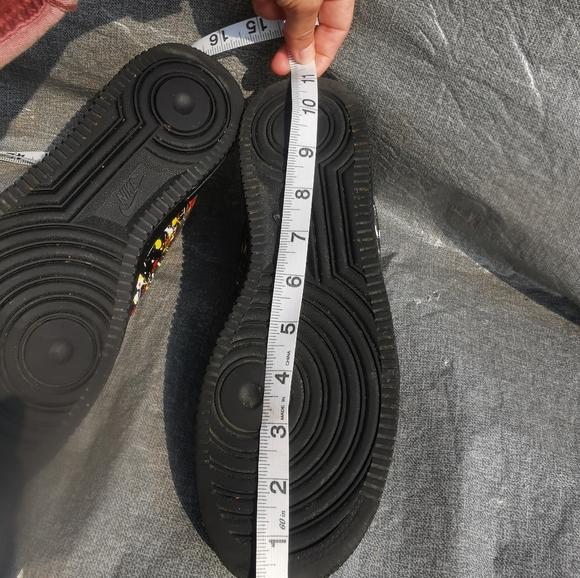 NIKE Mens Size 8 Black multi coloured painted sneakers basketball Air Force 1 - Picture 9 of 11